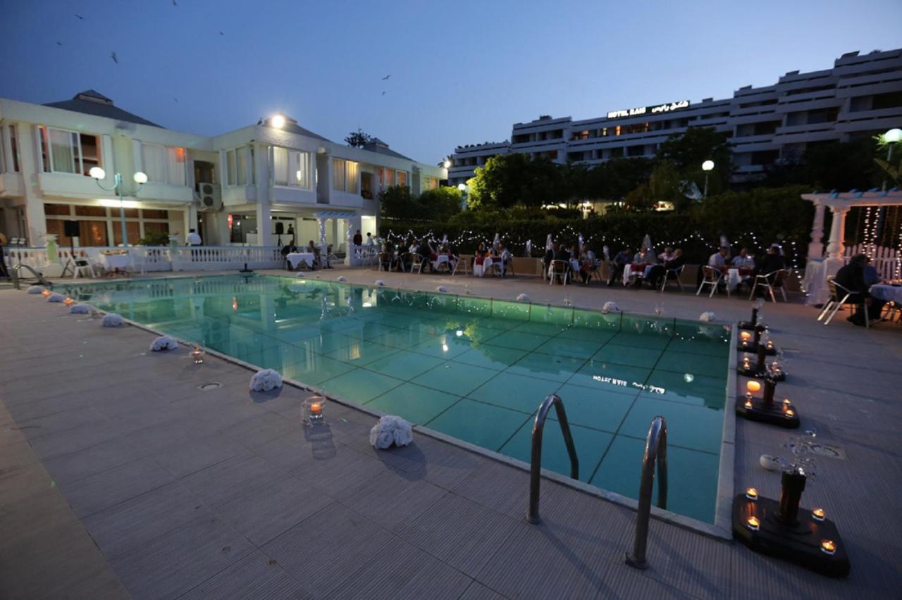 Rais Hotel Algiers Buitenkant foto