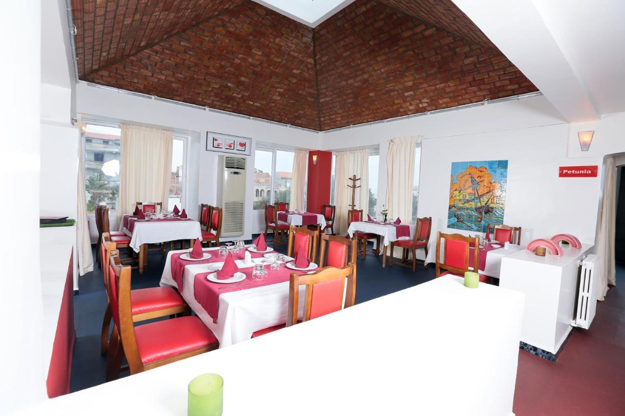 Rais Hotel Algiers Buitenkant foto